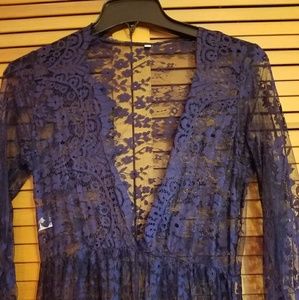 Lace maternity dress